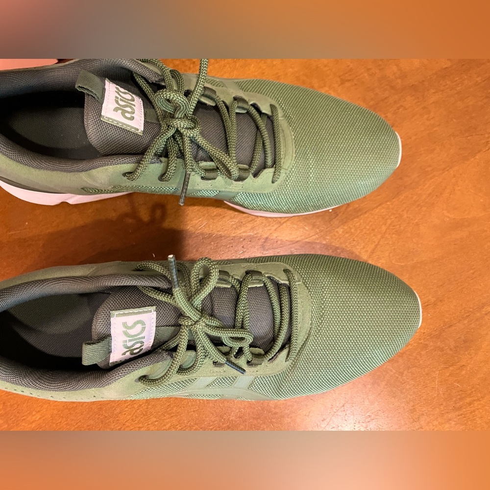 Men's ASICS Gel sneakers 11.5